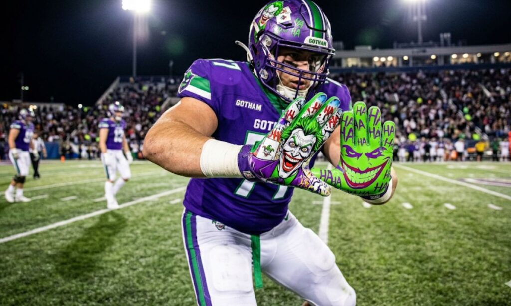 joker football gloves